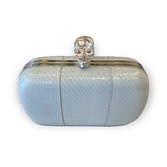 Alexander McQueen Handbags - Alexander McQueen clutch